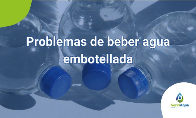 imagen destacada sobre los problemas que hay por beber agua embotellada